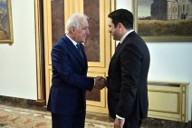 Ալեն Սիմոնյանն ու Վահագն Խաչատուրյանը շնորհակալություն են հայտնել միմյանց