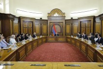 «Ֆիզիկական անձանց եկամուտների հայտարարագրման գործարկմամբ ներդնել ՀԿ-ներին, ԶԼՄ-ներին և կուսակցություններին սոցիալական հատկացումների համակարգ». Կառավարությունում խորհրդակցություն էր