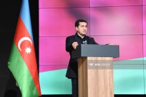 Гаджиев: Азербайджан и Армения учатся жить в мирных условиях: Азербайджан и Армения учатся жить в мирных условиях