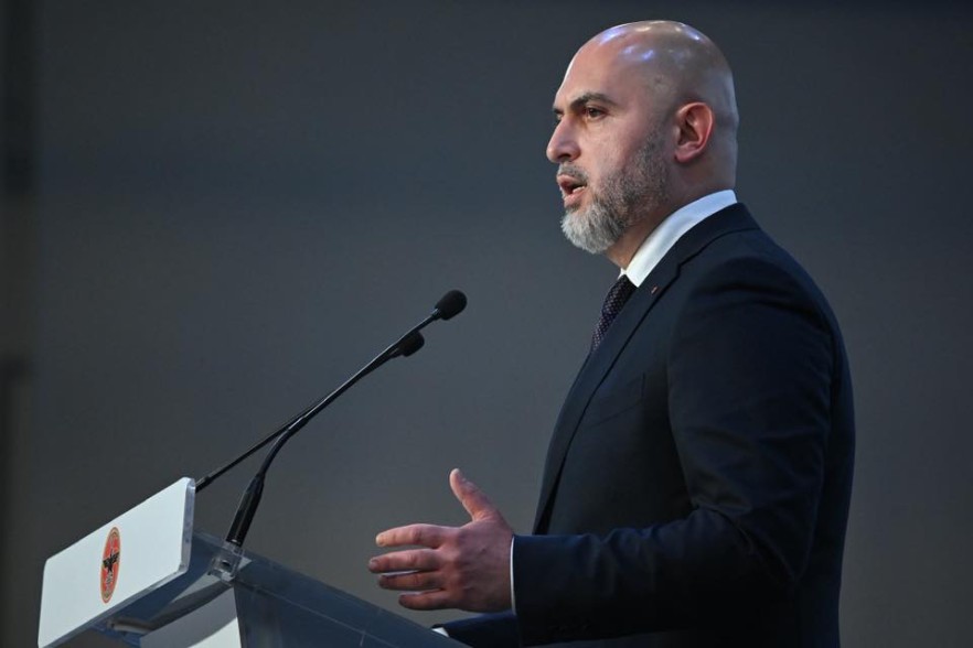 Մենք ժեխ չենք, մենք խեժ ենք` հույսի, սիրո, հավատի և պատվի թանձրուք. Արմեն Աշոտյանը կոչ է անում «գնանք, որ գնան»