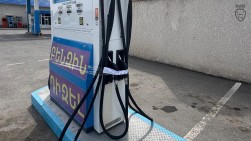 Երևանում և Արմավիրում լցակայանների և ավտոտեխսպասարկման կետի գործունեություն է դադարեցվել