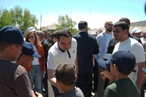 Գյուղացու աշխատանքը պետք է գնահատված լինի. Նարեկ Կարապետյանը` Տափերականում (Լուսանկարներ, Տեսանյութ)