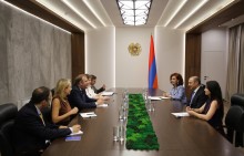 Армен Григорян принял нового руководителя партнерской миссии ЕС в Армении
