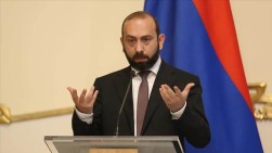 Միրզոյանը Փարիզ է գնում