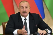 Азербайджан задумался о начале поставок оружия Украине
