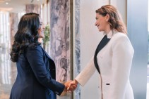 Եթովպիայի առաջին տիկին, եկեղեցական հոգևոր երգերի կատարող Զինաշ Տայաչյուն ու Աննա Հակոբյանը քննարկել են իրենց գլխավորած նախաձեռնությունները