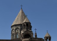Первопрестольный Святой Эчмиадзин будет бороться за защиту прав Церкви и духовенства всеми законными средствами