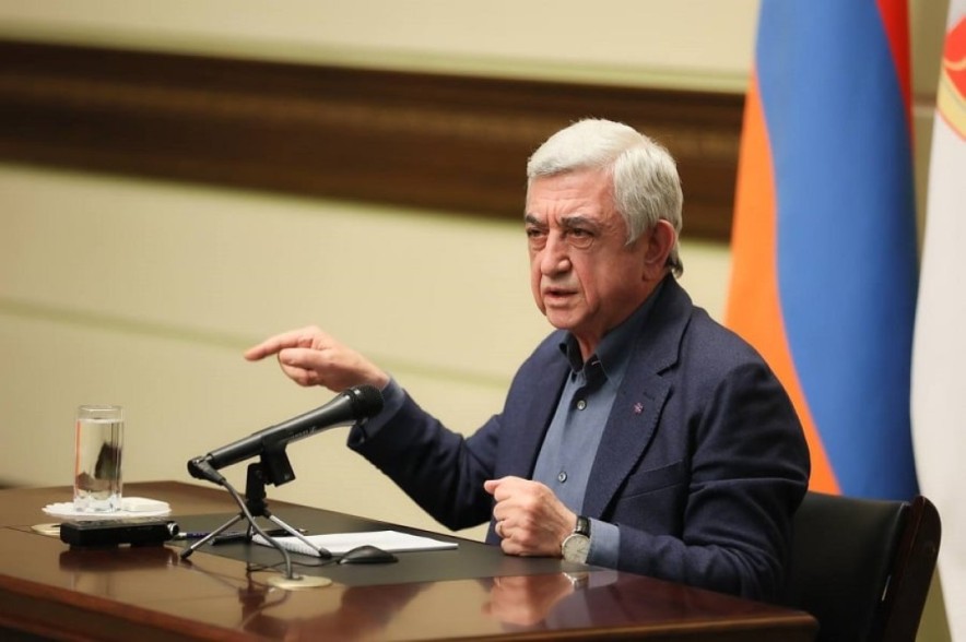 Это не мирное соглашение, а сказание о том, как капитулянт удовлетворил очередные требования Азербайджана — Серж Саргсян