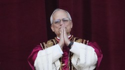 Папа Римский призывает положить конец «спирали насилия»