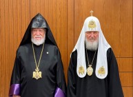 Католикос Арам I призвал Владимира Путина и патриарха Кирилла содействовать освобождению армянских пленных