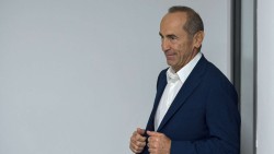 Роберт Кочарян подал в суд на Никола Пашиняна и Алена Симоняна