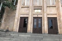 Оппозиция представила Конституционному суду доводы о том, что на предвыборную кампанию партии «Гражданский договор» из госбюджета были потрачены несколько сотен миллионов драмов