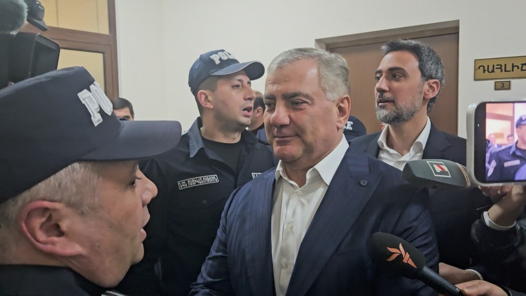 «Он нуждается в лечении»: Самвел Карапетян о Николе Пашиняне