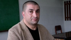 Пашинян не мог спокойно наблюдать за тем, сколько людей собралось вчера на площади — политолог о массовых обысках