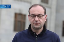 Архиепископа Аршака обвиняют в том, что он якобы подбросил наркотики в сумку участнику акции протеста против Католикоса в 2018 году — адвокат
