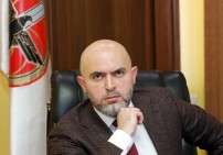 Захвативший власть в 2018 году при фактической поддержке Севера шут теперь предъявляет претензии тому же Северу и ищет «агентов Кремля» — Ашотян