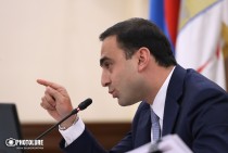 «Нехорошо прикидываться доброжелателем: Авинян недоволен тем, что главы административных районов мало штрафуют хозяйствующих субъектов (видео)