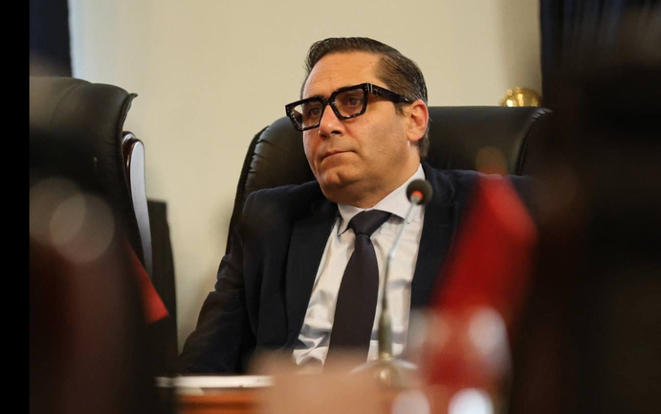 «Даже если Пашинян снова что-то уступит Азербайджану, нам всё равно будут перепродавать российский газ по астрономическим ценам» — Арман Абовян