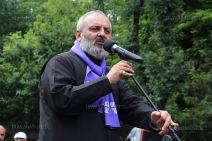 Архиепископ Баграт Галстанян: Рубена Варданяна, военно-политическое руководство Арцаха предали как извне, так и изнутри