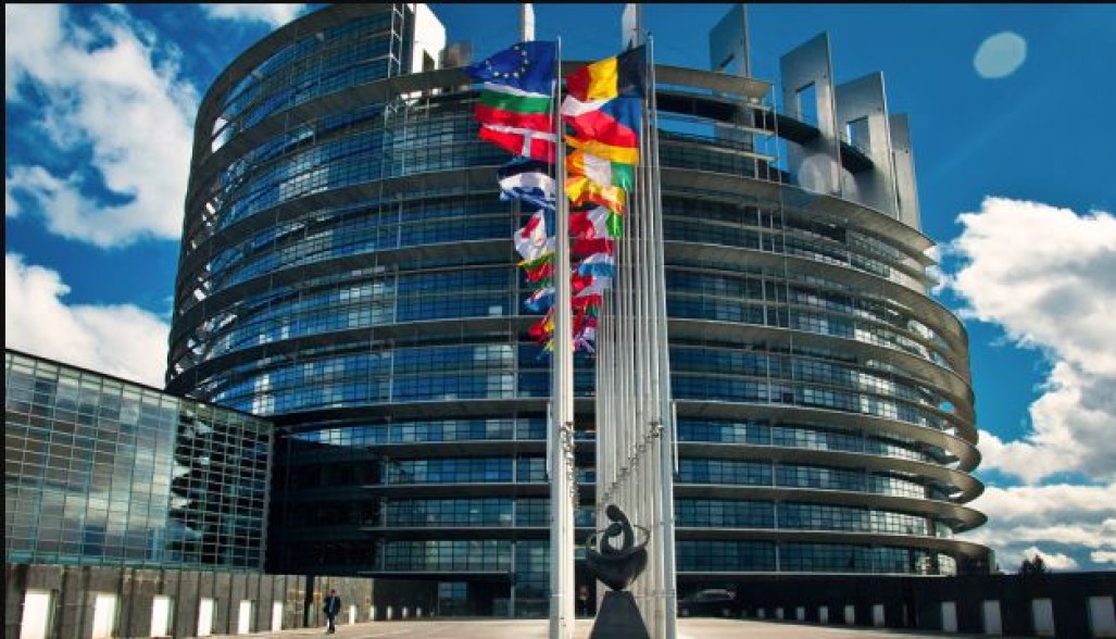 Европарламент в срочном порядке принял резолюцию относительно армянским пленных, удерживаемых в Баку