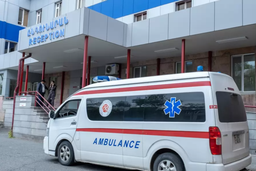«Կլինիկական մահ» ախտորոշմամբ 1 տարեկան երեխային բժիշկները փրկել են․ երեխային ծնողը ծեծել է