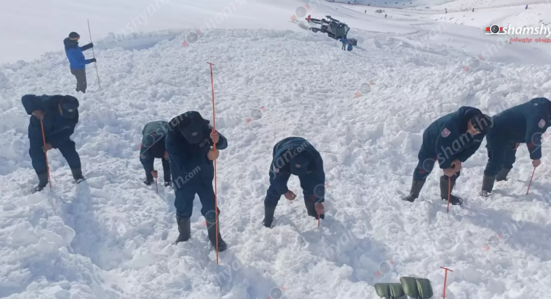 В горнолыжном курортном комплексе «Майлер» в Апаране спасатели обнаружили тело сотрудника под снежной лавиной на глубине 6 метров