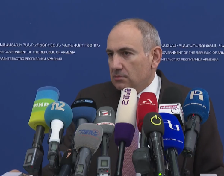 Я не говорил, что арцахцы сбежали, я говорю, что сбежала элита Карабаха: обвинять народ — это политическая неграмотность: Пашинян