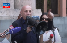 Նախկին ղեկավարնե՛ր և Արցախի ակտիվիստնե՛ր, հայրենասիրություն եք խաղում զանգերով, բա ո՞ւր ա, սուտասաննե՛ր․ Ակցիա (Տեսանյութ)