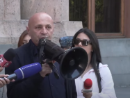 Не позволим ни одному подонку поставить под сомнение возвращение Арцаха» — Анастас Исраелян (видео)