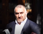 Акция у Генпрокуратуры в поддержку Арсена Гукасяна: протестуют родственники погибших и пропавших без вести (видео)