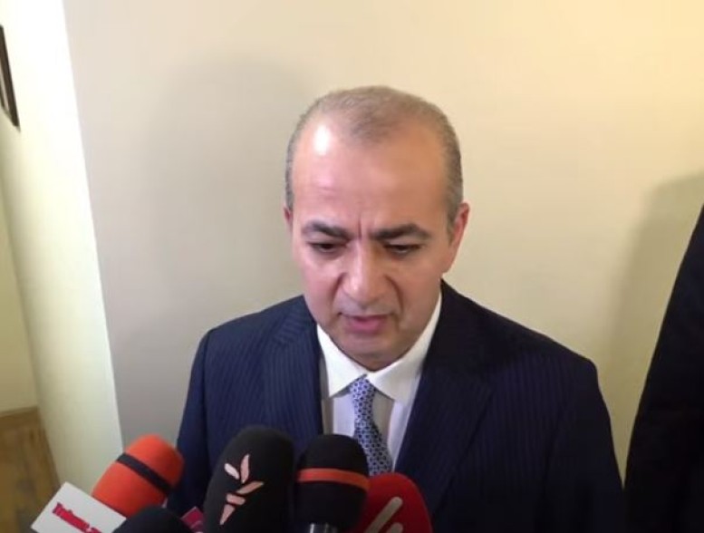 После встречи, состоявшейся на границе по вопросу пленных и пропавших без вести лиц, директор СНБ встретился с их родителями, рассказал подробности
