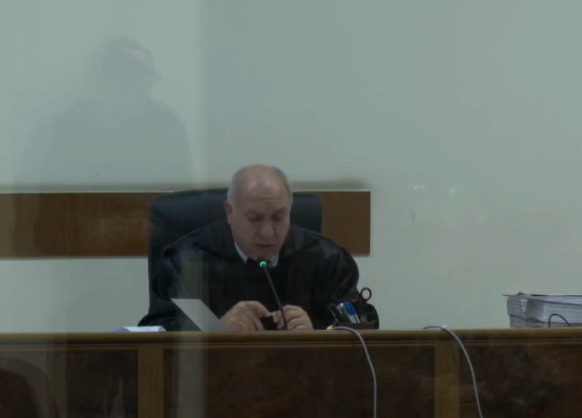 По делу архиепископа Баграта и других двум обвиняемым меру пресечения в виде ареста заменили на домашний арест