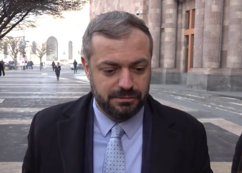 Azerbaijani gasoline sold out within days; several thousand more tons now arriving: Papoyan