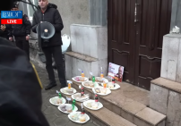 Food for Human Rights Defender to remind about the rights of hunger-striking Narek Samsonyan (Video)
