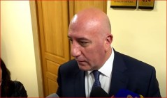 Замминистра обороны Армении уверяет: на границе с Азербайджаном ситуация относительно стабильная, выстрелы иногда бывают, но они неприцельные (видео)
