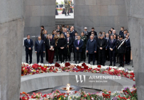 Մենք գլուխ ենք խոնարհում զոհերի հիշատակի առջև և մեր համերաշխությունն ենք հայտնում հայ ժողովրդին. Չեխիայի դեսպան