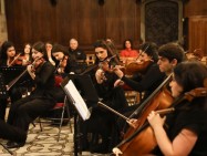 Երևանի Չայկովսկու անվան դպրոցի կամերային նվագախումբը Ֆրանսիայում համերգային շրջագայության էր