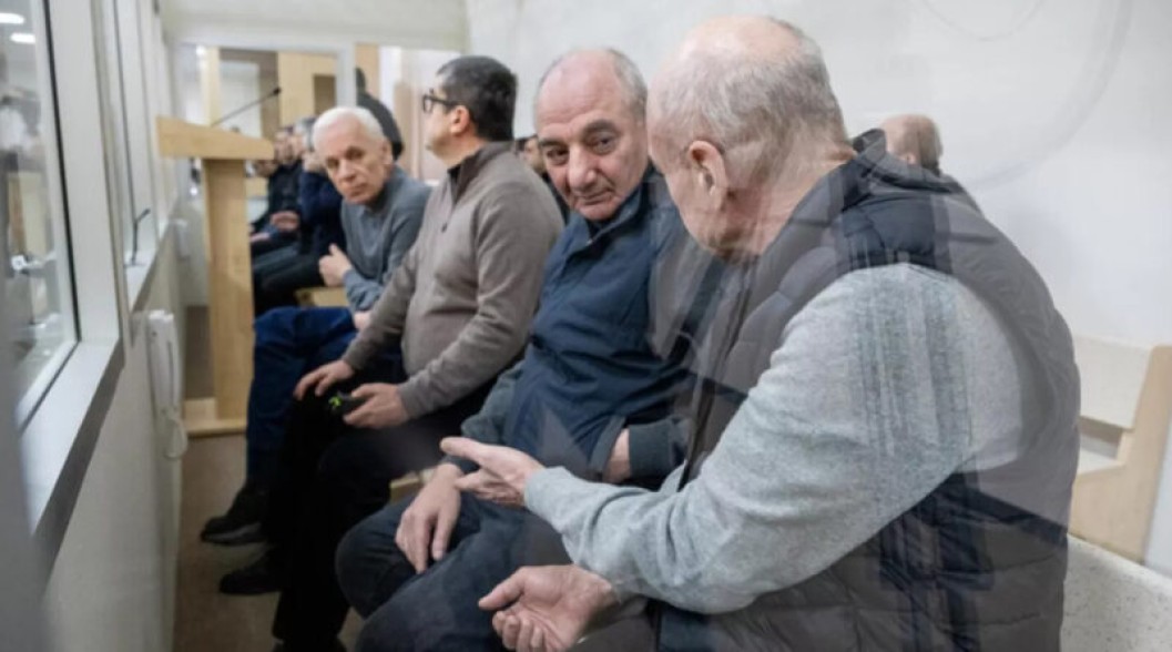Բաքվի «դատավարությունից» եկող պաշտոնական հաղորդագրությունները ցույց են տալիս, որ նույնիսկ հրապարակային հնչեցվող խոսքն է ներկայացվում ակնհայտ խեղաթյուրված թարգմանությամբ․ Տիգրան Աբրահամյան