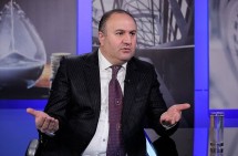 Разгромив армию, они разыграли сценарий сдачи Арцаха: заявление о том, что в войне проблемы возникли из-за неподготовленности резервистов, — наглая и подлая ложь: Давид Джамалян