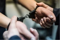 В 2025 году по уголовным производствам, расследуемым Антикоррупционным комитетом, задержано 590 человек