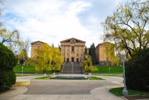 В парламенте Армении проводится закрытое обсуждение с участием родственников пропавших без вести военнослужащих