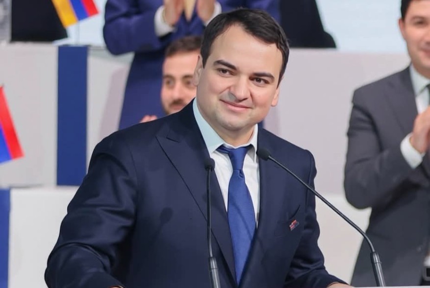 Амберд, Арагац и Бюракан станут важными туристическими регионами: Нарек Карапетян