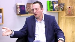 Для Москвы важно показать, что Армения по-прежнему остаётся в зоне её влияния — международник
