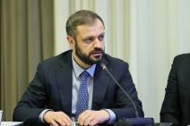 Минимальная заработная плата в Армении должна быть увеличена: Геворг Папоян