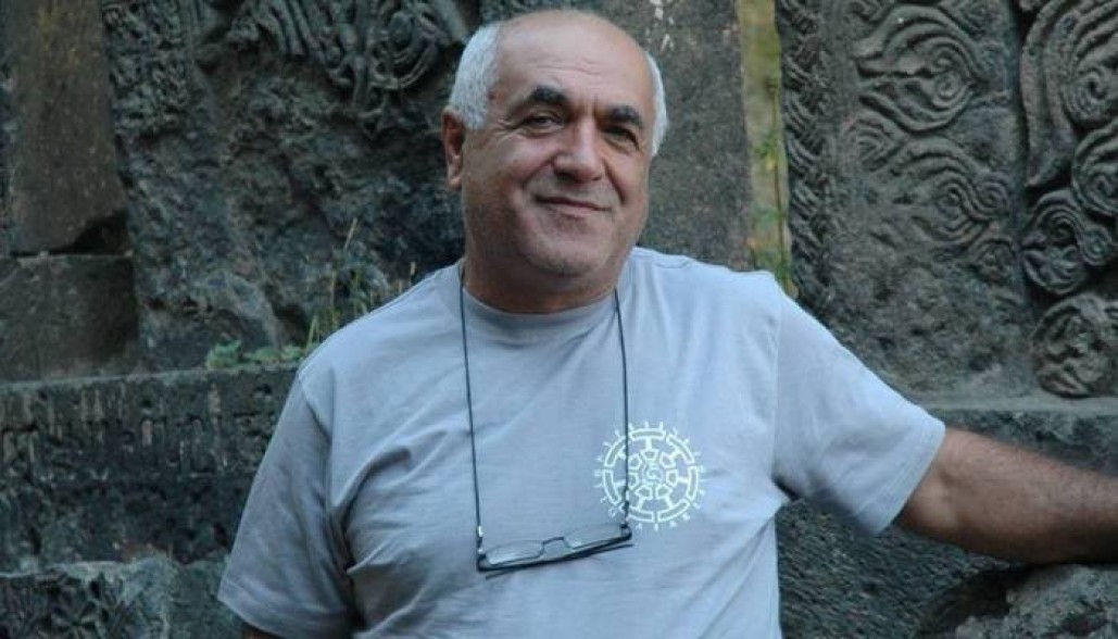 Այսօր ակնարկում են, որ չասենք «Արցախ», վաղն էլ կասեն, որ չասենք ղարաբաղցի ենք. Ադրբեջանին չզայրացնելու քաղաքականությունը հասել է ինքնության ուրացման. Համլետ Պետրոսյան