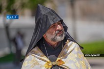 Եկեղեցու հանդեպ իսկական սերը չի նշանակում թաքցնել նրա վերքերը, բայց նաև չի նշանակում ապրել միայն վերքերը ցույց տալով. Իսահակ Սրբազան