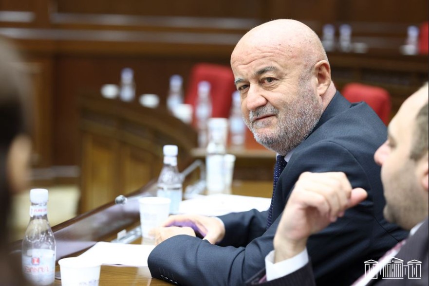 Էդմոն Մարուքյանը 1 տարի ժամկետով դառնալու էր վարչապետ, ու իրականանալու էր ընդդիմադիրների 4 տարվա տվայտանքը՝ վարչապետը հեռանում էր. Հովիկ Աղազարյան