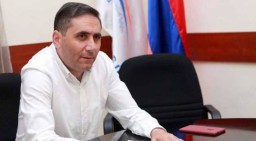 Հայաստանի ծանրամարտի ֆեդերացիան՝ Արայիկ Հարությունյանի գլխավորությամբ, դիմել է դատարան, որ ՀԱՕԿ նախագահ Գագիկ Ծառուկյանի լիազորությունները դադարեցվեն. Արման Աբովյան