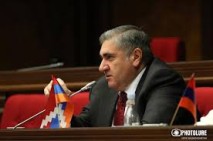 ՔՊ-ն մրմռում է, հոգեցնցումների մեջ է․ Արթուր Խաչատրյան