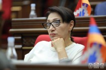 «Եթե ամբողջ Արցախն ես ուրանում, այնտեղ կառուցածն ի՜նչ է, որ չուրանաս». Լիլիթ Գալստյանը՝ Փաշինյանին